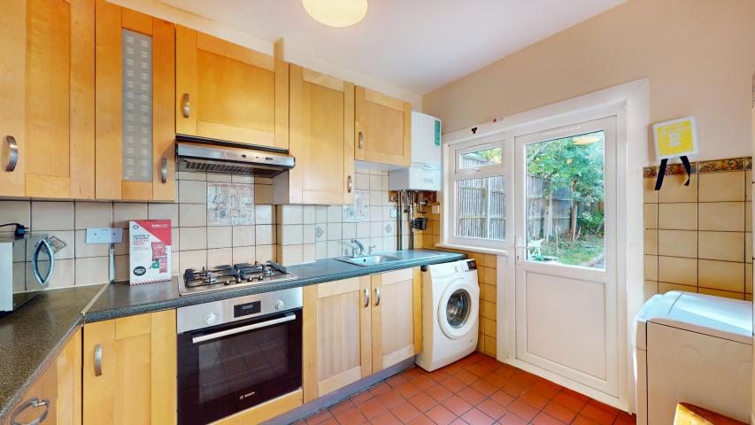 Stunning Sharers Apartment Fleetwood Road, Dollis Hill